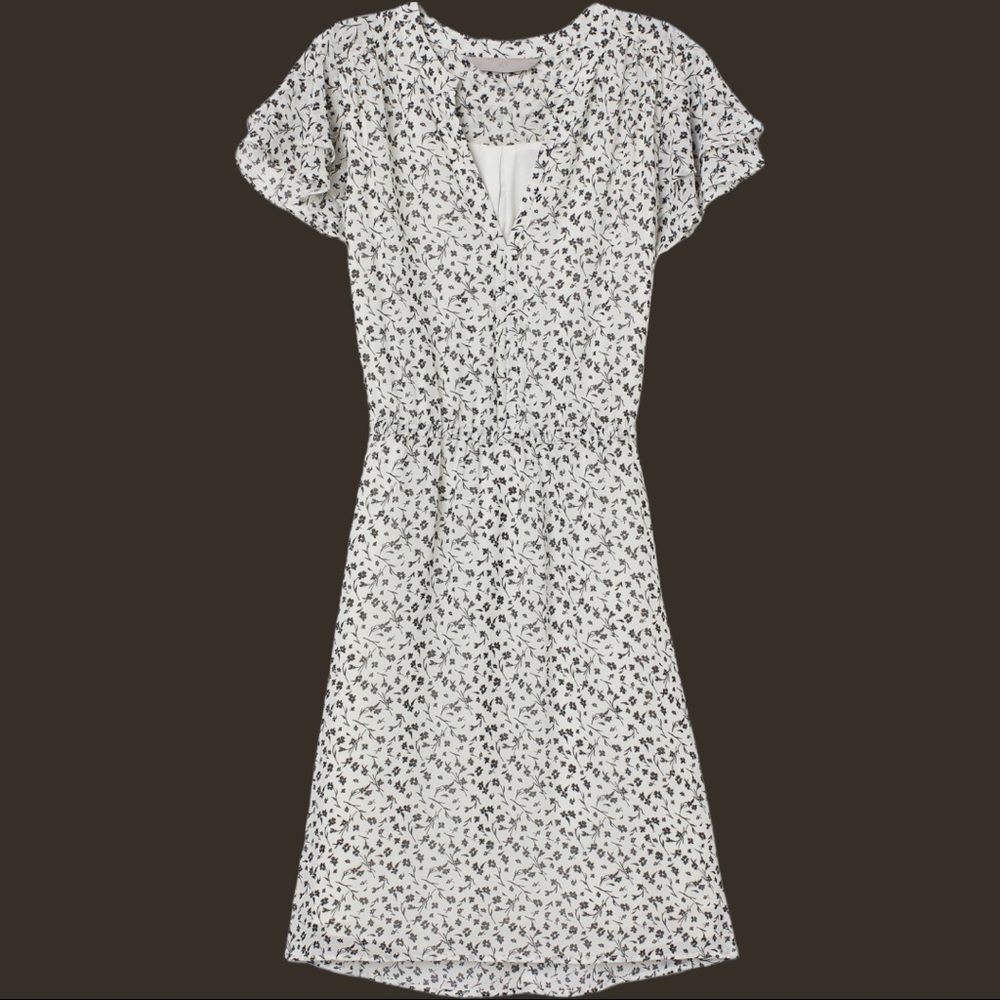 H&M V-neck Dress Black and White Floral